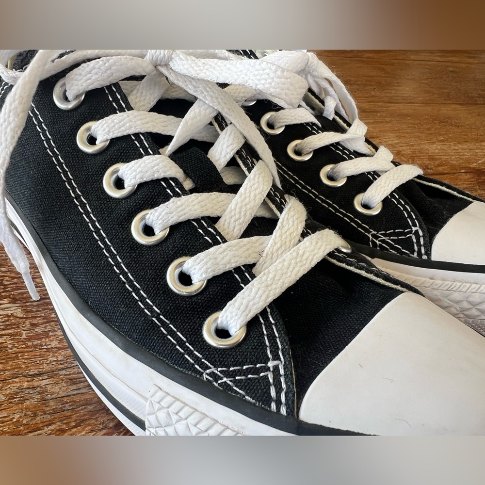 Converse Chuck Taylor All Star Sneakers Black Low Top Canvas Unisex M6 W8 - Picture 13 of 16